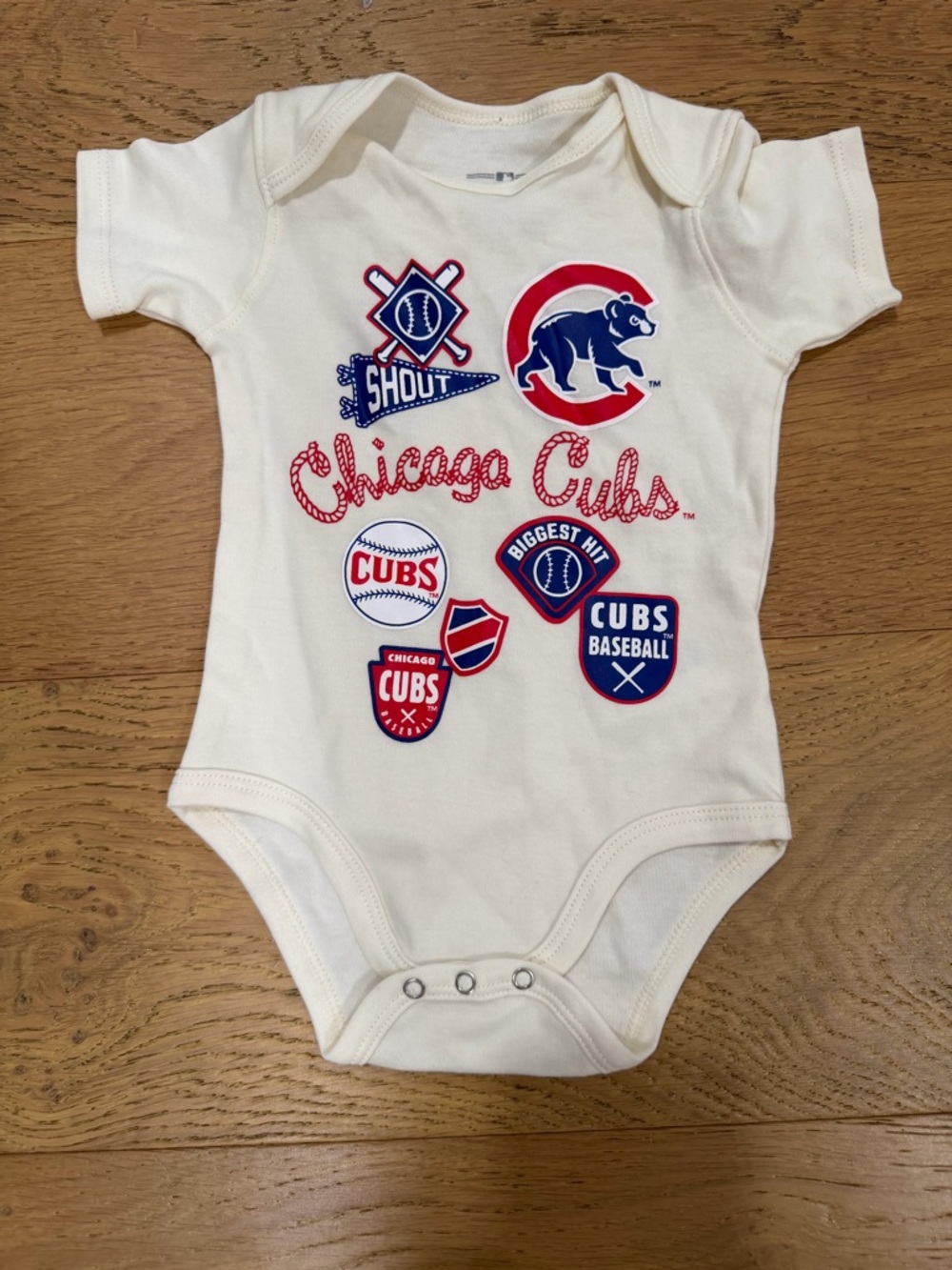 Chicago Cubs Cream Baby Baseball One-Piece Bodysuit 3-6m EUC